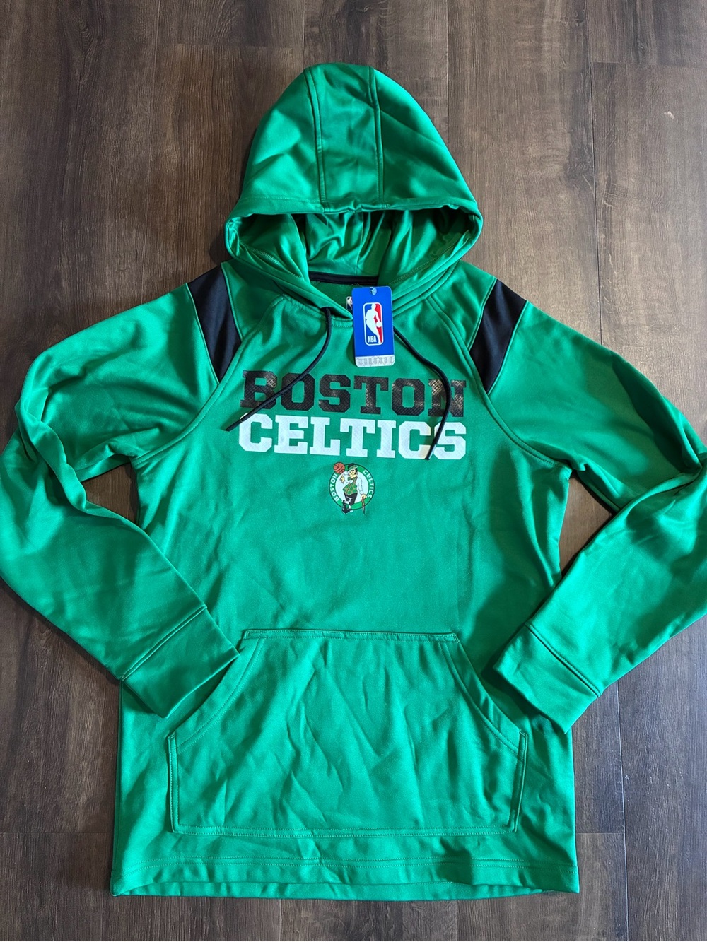 NWT Boston Celtics NBA Green Performance Hoodie Men’s Medium